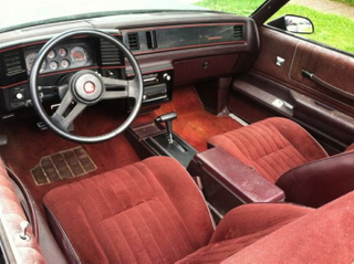 Illustration for article titled This 1987 Chevy Monte Carlo Lets You Drop The Top and $6,500
